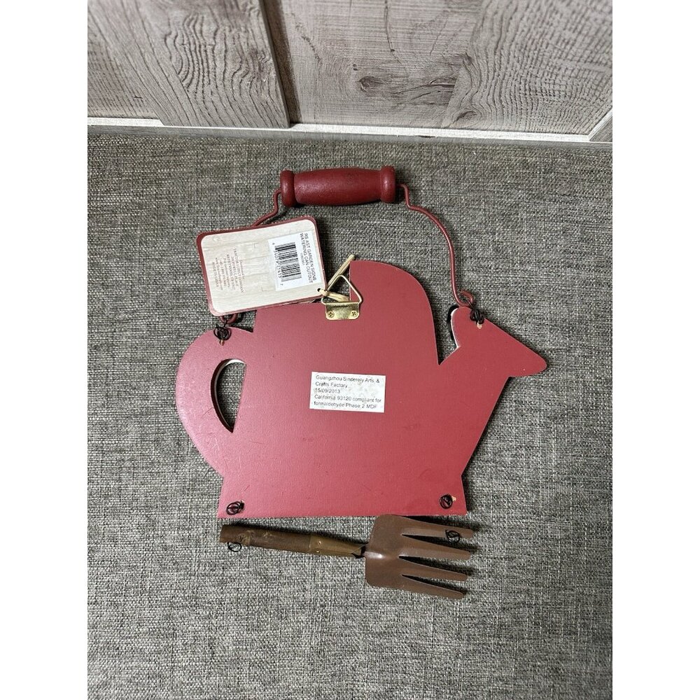 Red Shed Garden Sign Watering Can Wall Decor Wood Metal Rustic Birds Love Garden - Picture 2 of 2